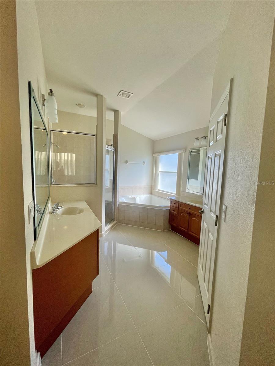 2370 HINSDALE DR, KISSIMMEE, FL, 34741