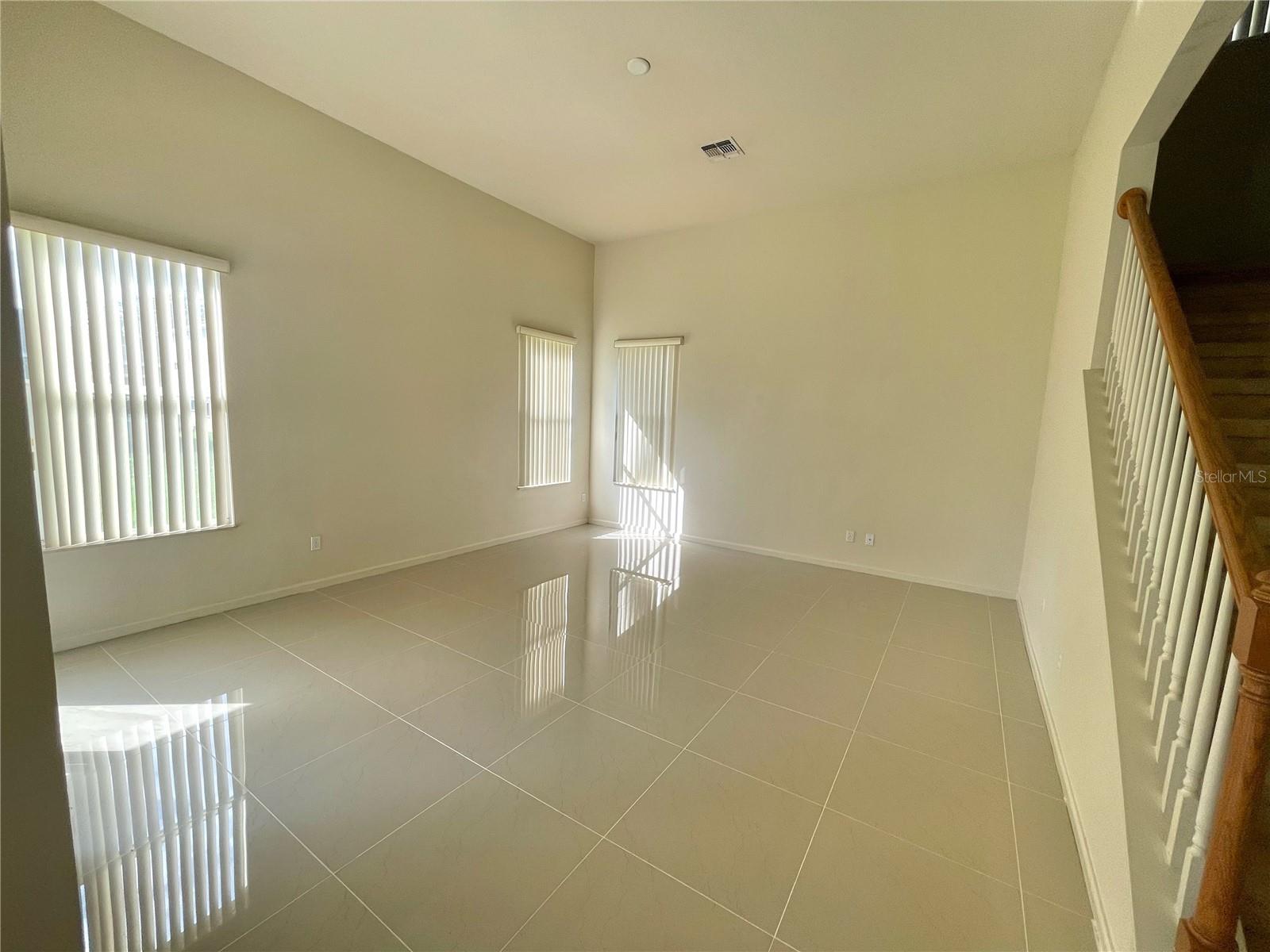 2370 HINSDALE DR, KISSIMMEE, FL, 34741