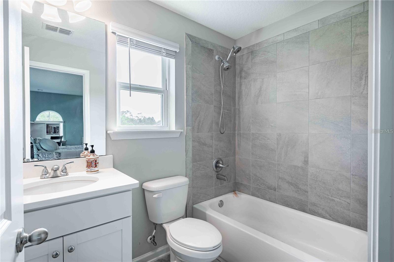 226 ASHFORD LAKES CIR, ORMOND BEACH, FL, 32174