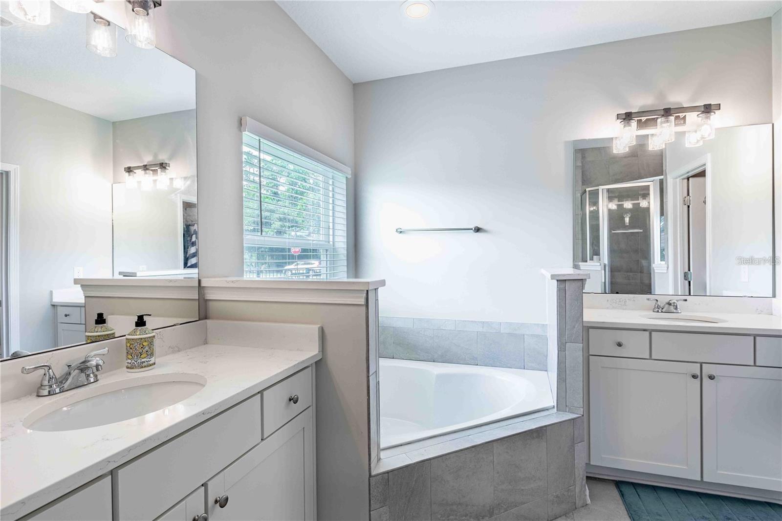 226 ASHFORD LAKES CIR, ORMOND BEACH, FL, 32174