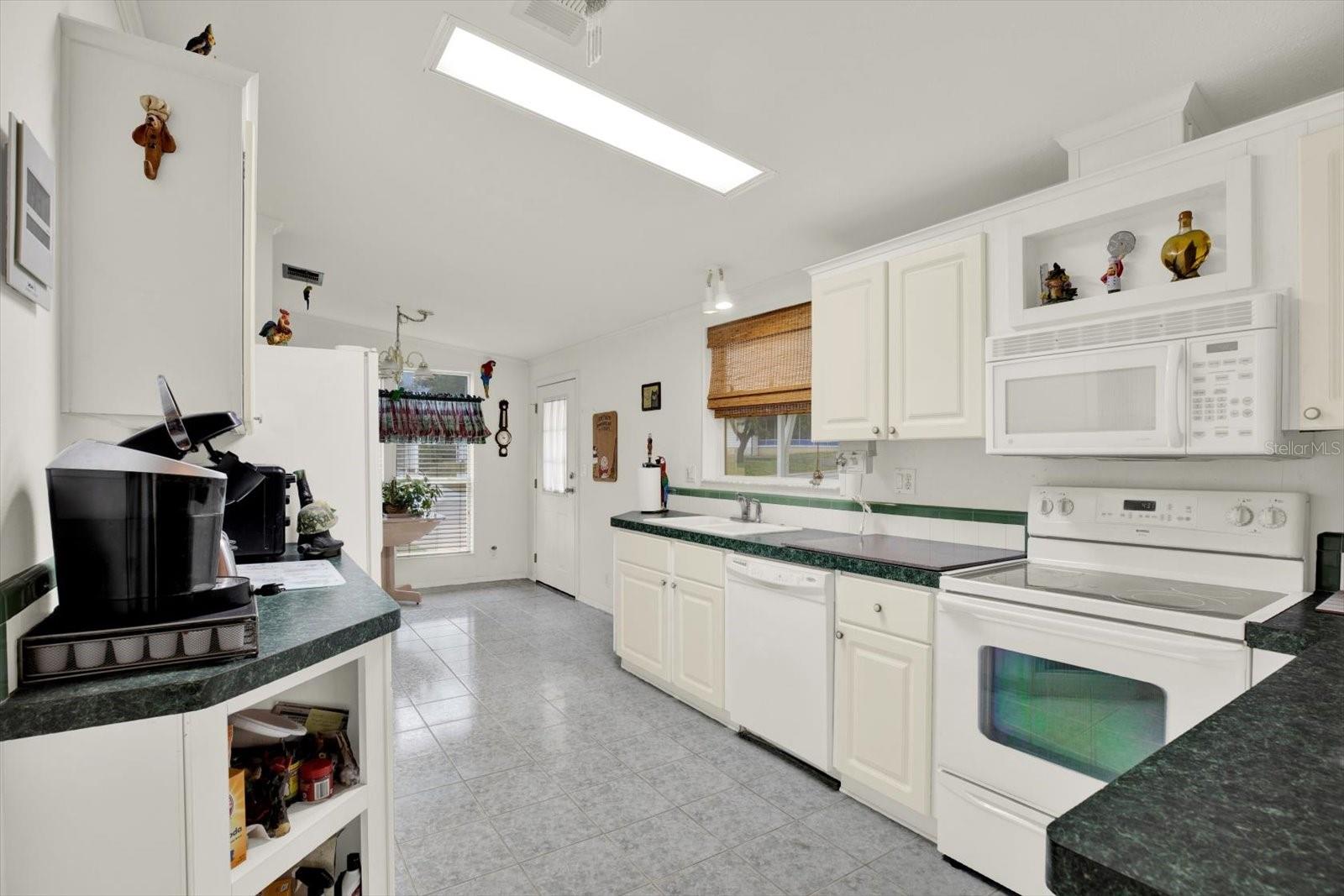 8010 CEDAR COVE AVE, BROOKSVILLE, FL, 34613