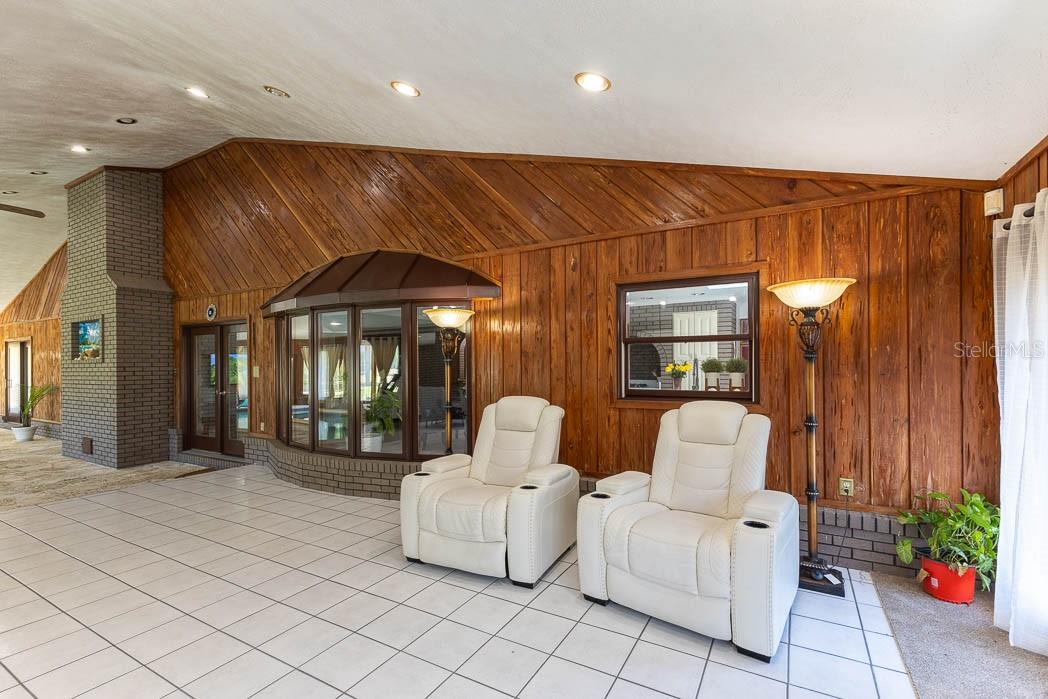 830 NW 111TH LN, OXFORD, FL, 34484