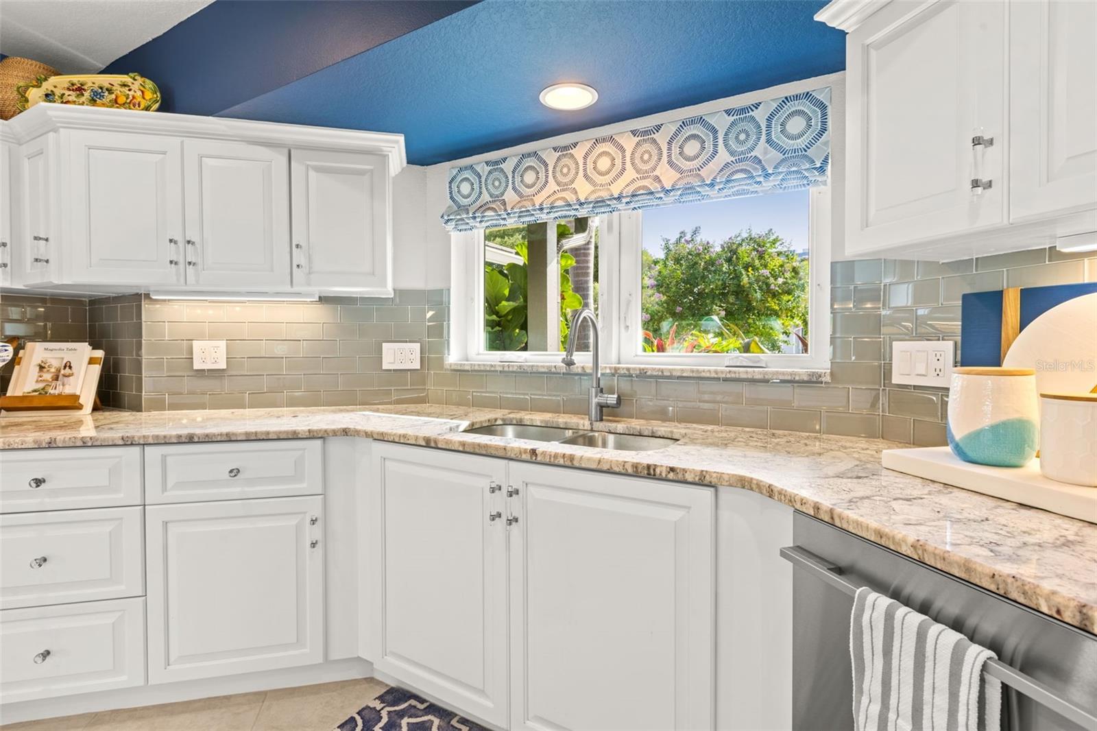 1260 81ST ST S, ST PETERSBURG, FL, 33707