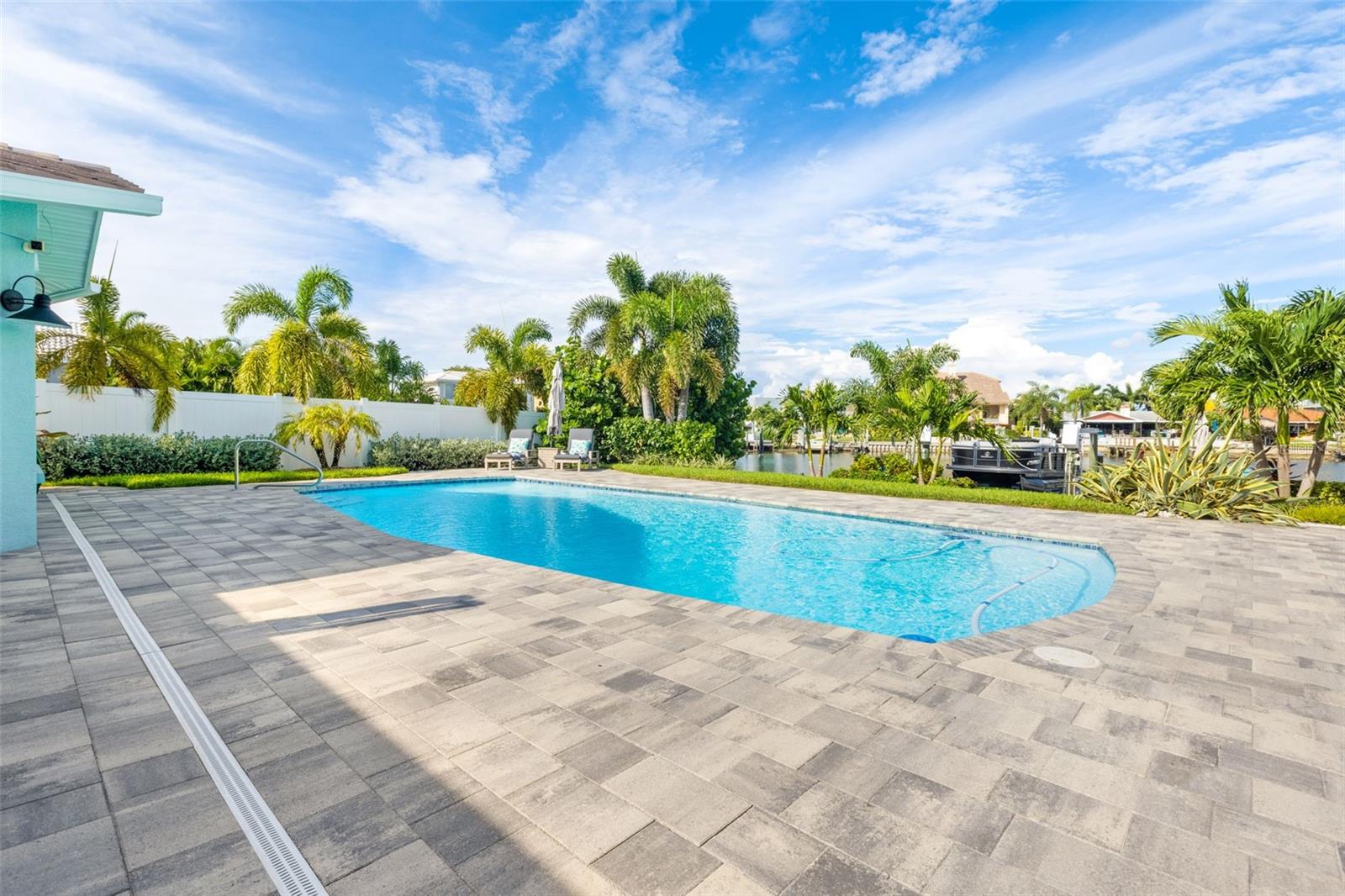 1260 81ST ST S, ST PETERSBURG, FL, 33707