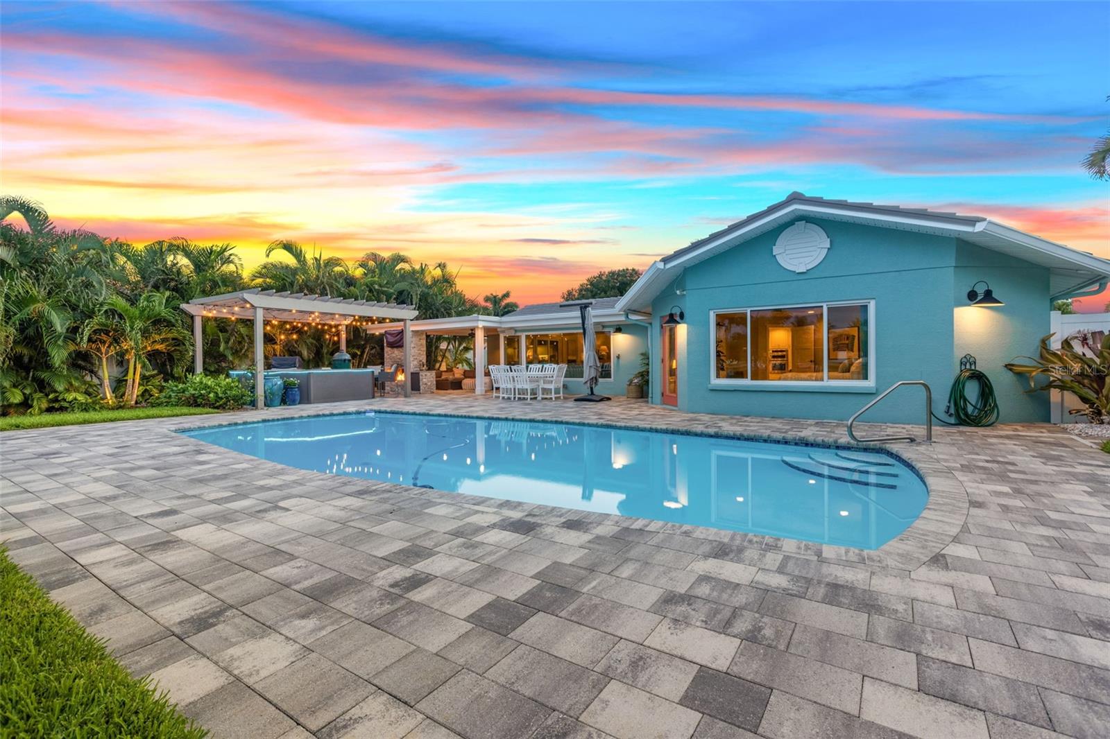 1260 81ST ST S, ST PETERSBURG, FL, 33707