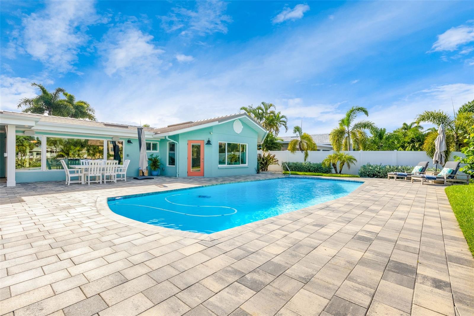 1260 81ST ST S, ST PETERSBURG, FL, 33707