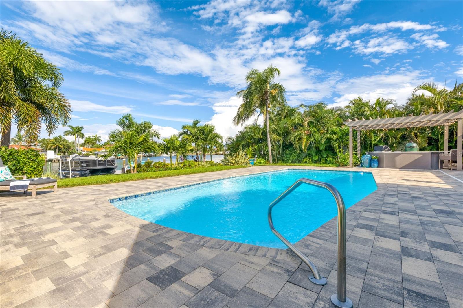 1260 81ST ST S, ST PETERSBURG, FL, 33707