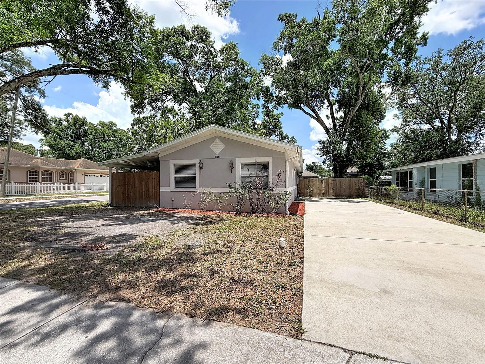 1913 W HANNA AVE, TAMPA, FL, 33604