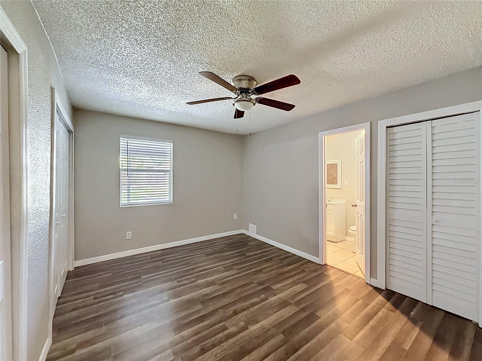 1913 W HANNA AVE, TAMPA, FL, 33604