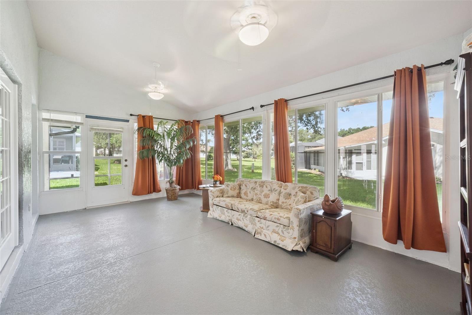 5825 PRINCESS CAROLINE PL, LEESBURG, FL, 34748