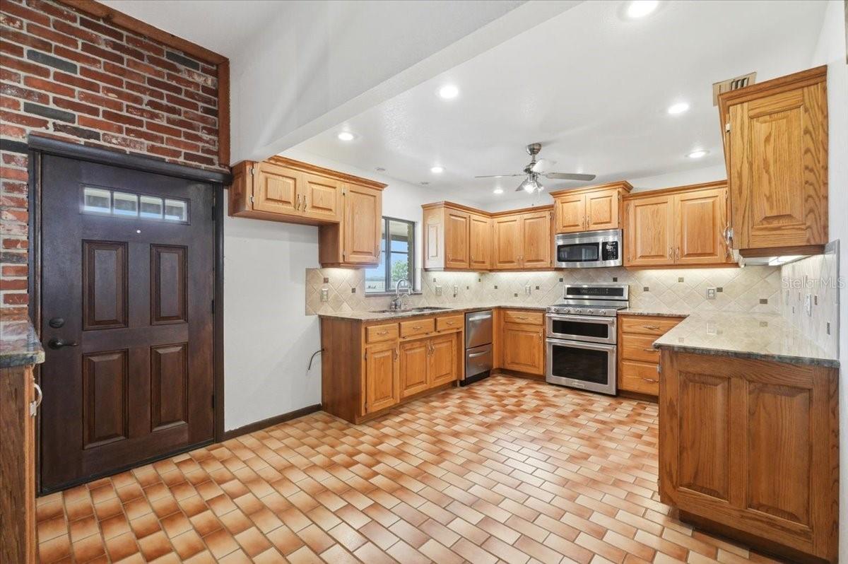 2731 STATE ROAD 557, LAKE ALFRED, FL, 33850