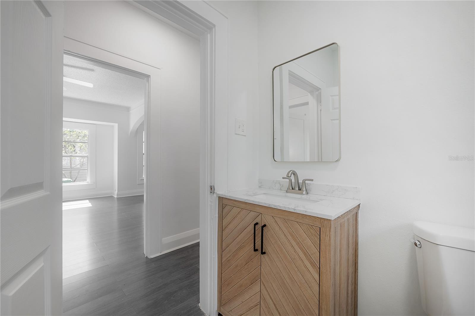103 W NORTH BAY ST, TAMPA, FL, 33603