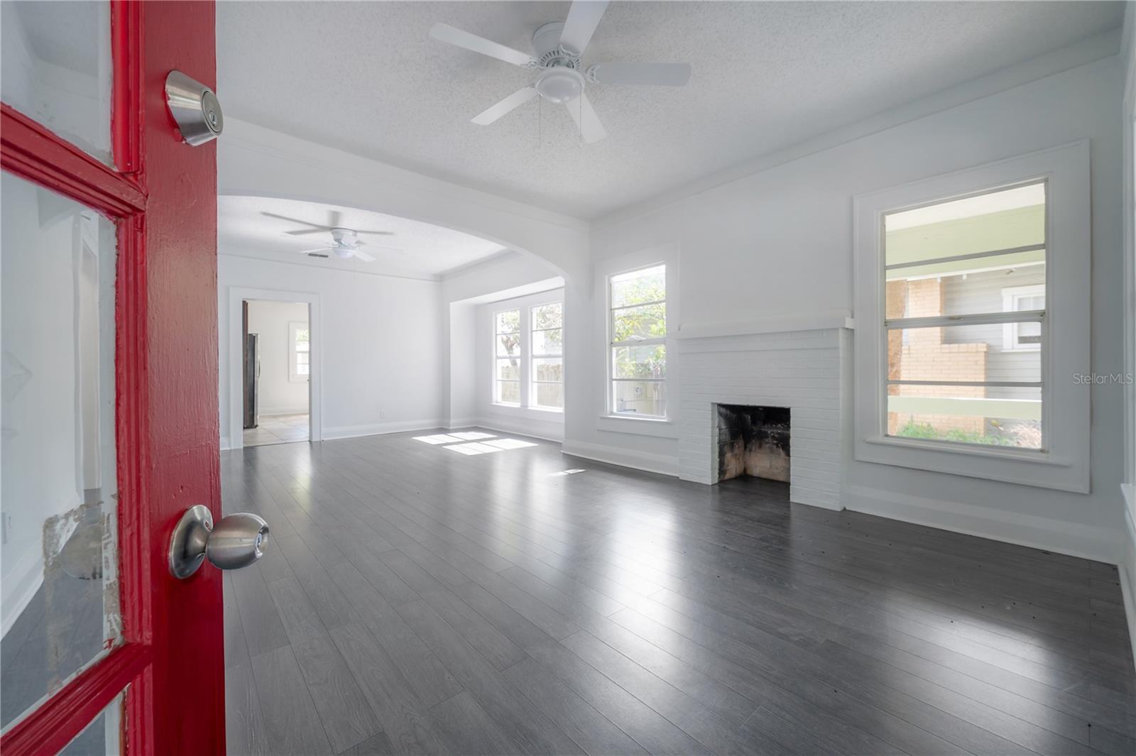 103 W NORTH BAY ST, TAMPA, FL, 33603