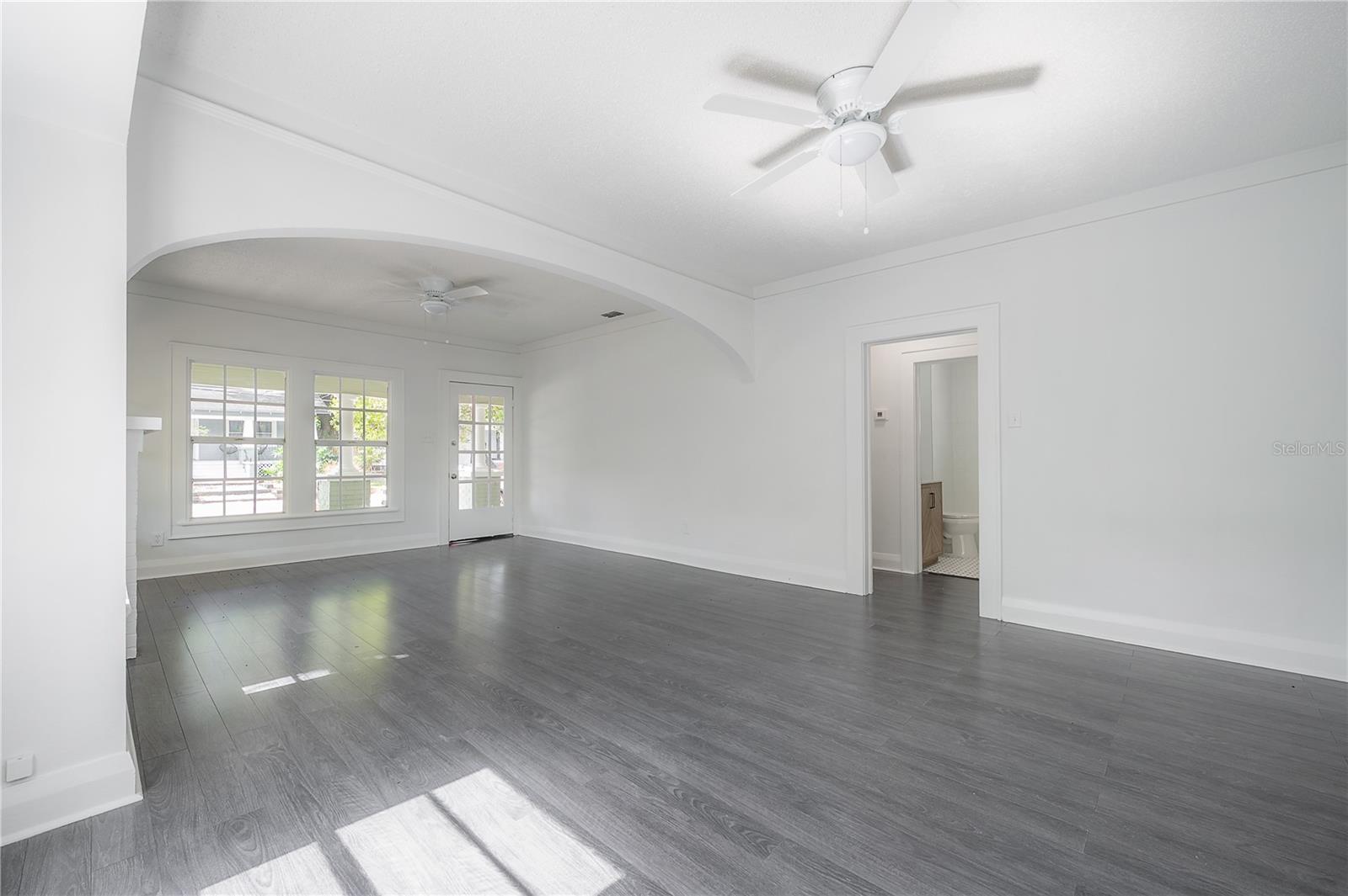 103 W NORTH BAY ST, TAMPA, FL, 33603