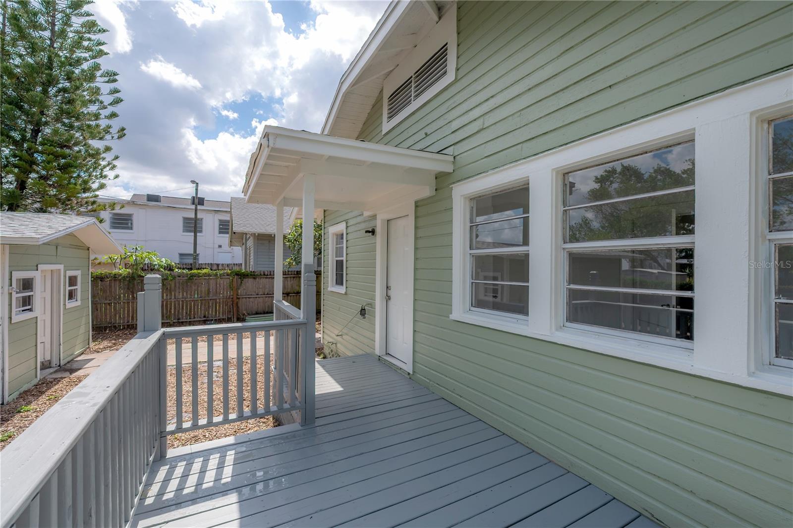 103 W NORTH BAY ST, TAMPA, FL, 33603