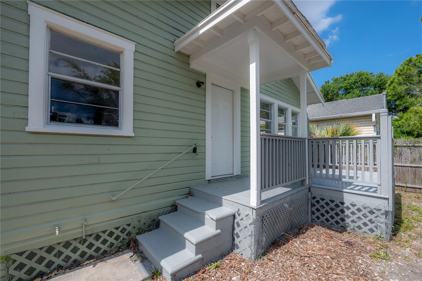 103 W NORTH BAY ST, TAMPA, FL, 33603