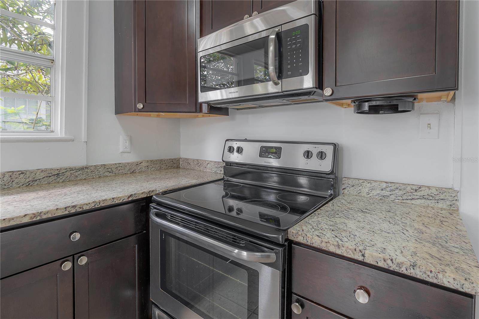 103 W NORTH BAY ST, TAMPA, FL, 33603