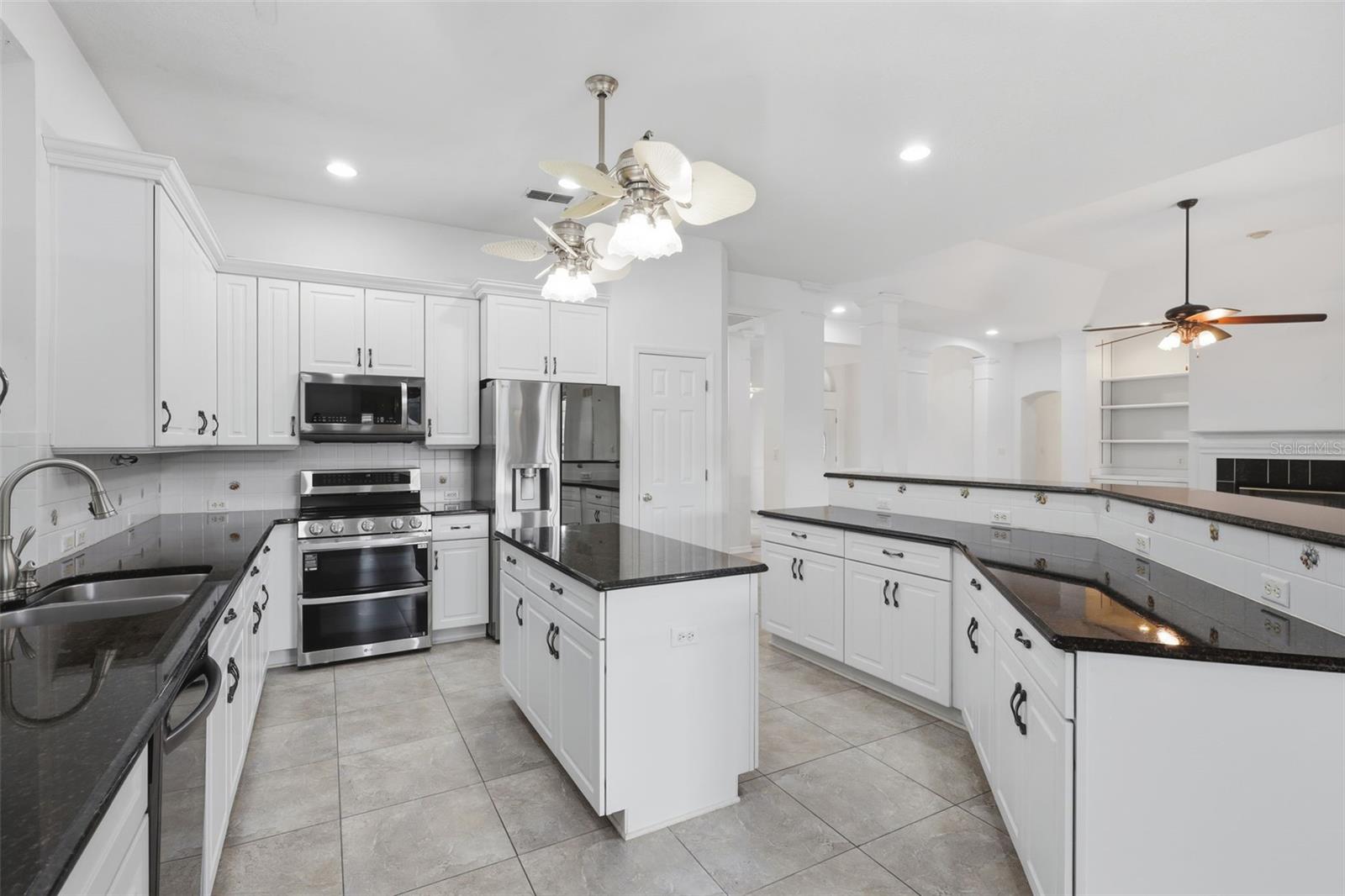 120 BLUE STONE CIR, WINTER GARDEN, FL, 34787