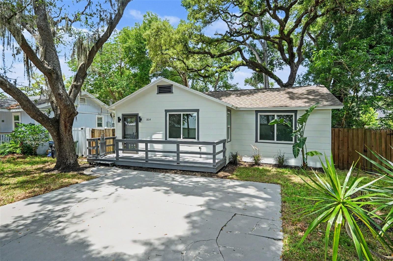 1804 E COMANCHE AVE, TAMPA, FL, 33610