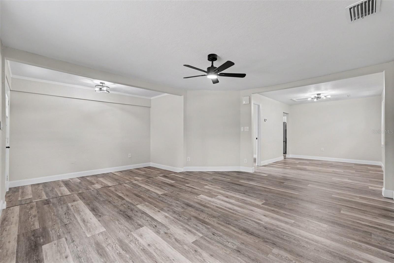 1804 E COMANCHE AVE, TAMPA, FL, 33610