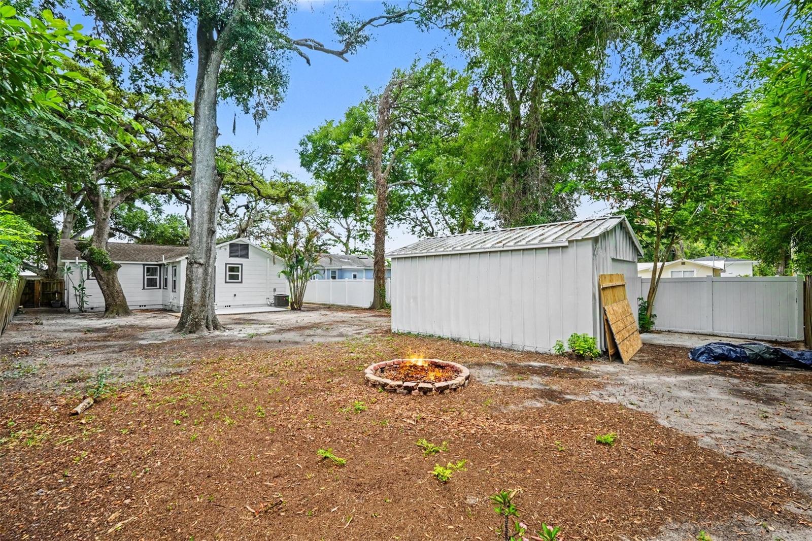 1804 E COMANCHE AVE, TAMPA, FL, 33610