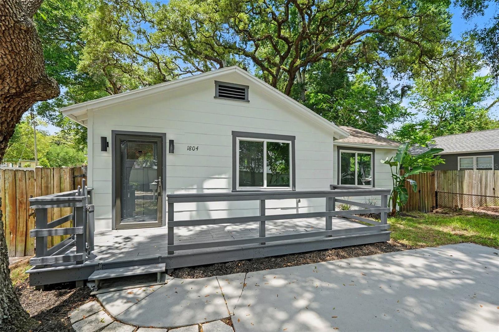 1804 E COMANCHE AVE, TAMPA, FL, 33610