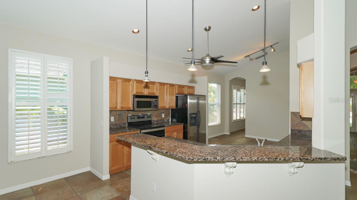 5453 NEW COVINGTON DR, SARASOTA, FL, 34233