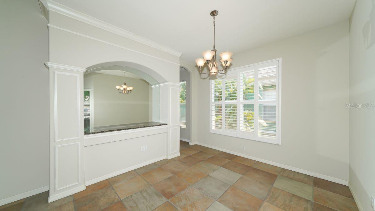 5453 NEW COVINGTON DR, SARASOTA, FL, 34233