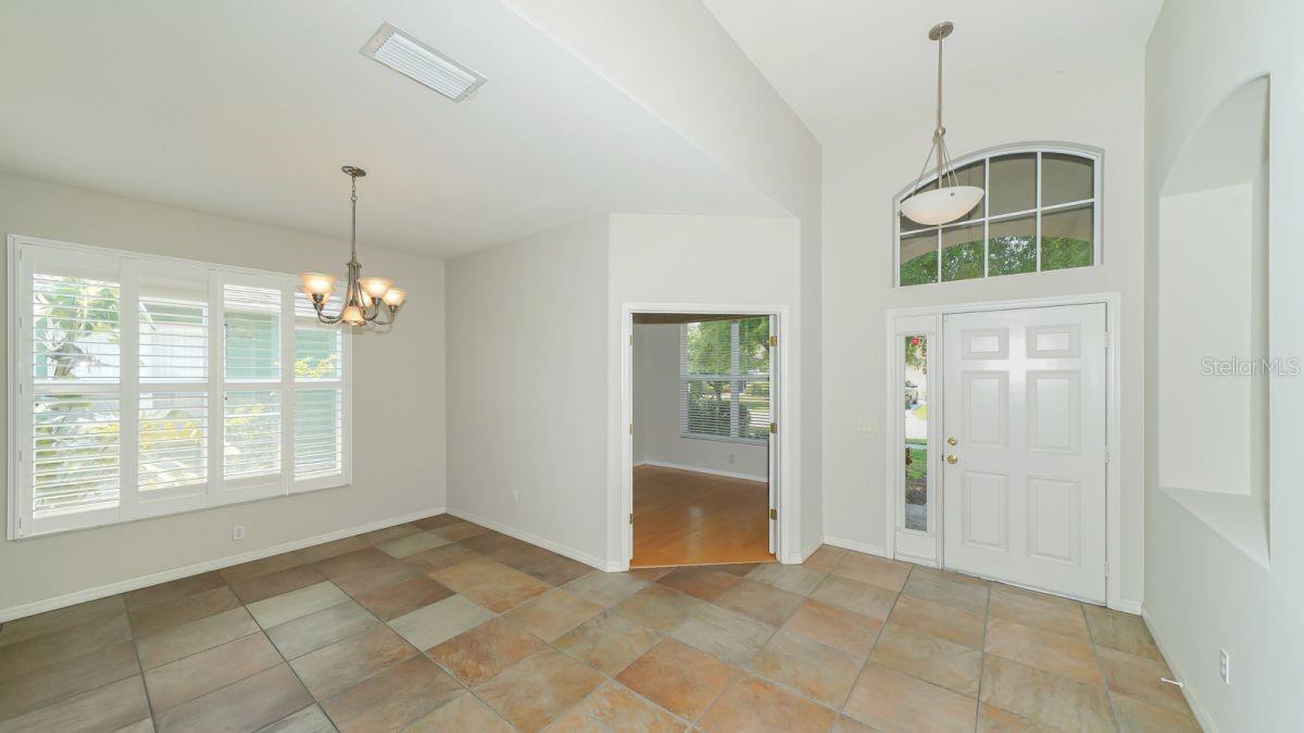 5453 NEW COVINGTON DR, SARASOTA, FL, 34233