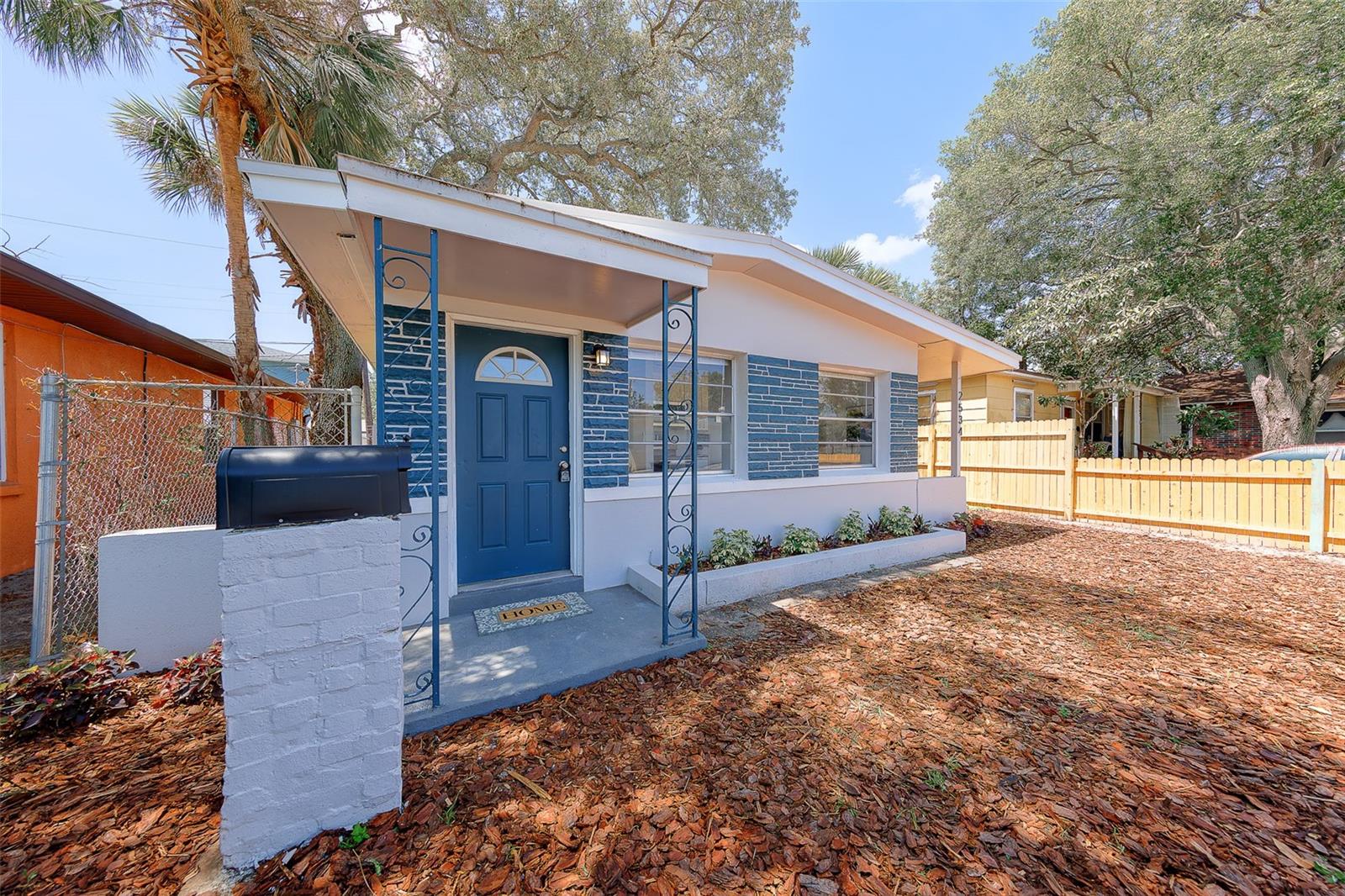 2534 IRVING AVE S, ST PETERSBURG, FL, 33712