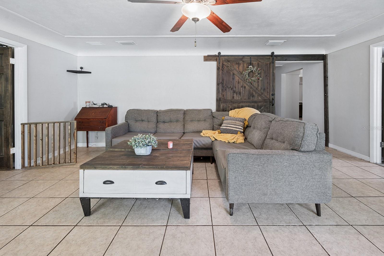 917 SW 2ND AVE, TRENTON, FL, 32693