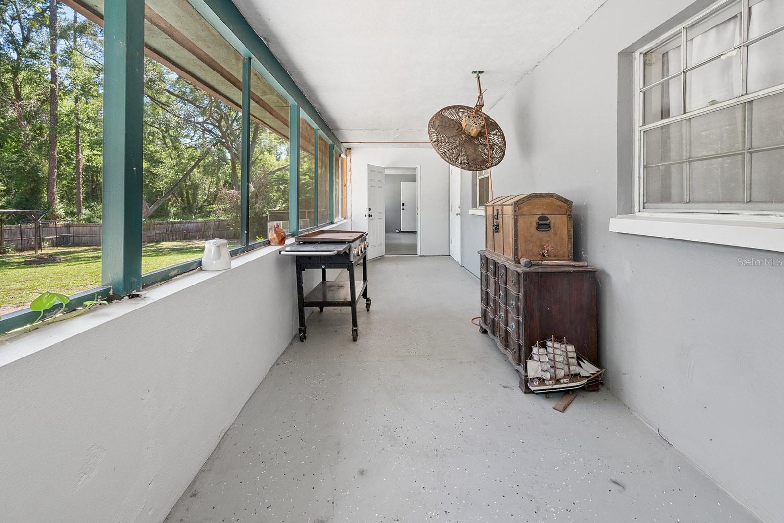 917 SW 2ND AVE, TRENTON, FL, 32693