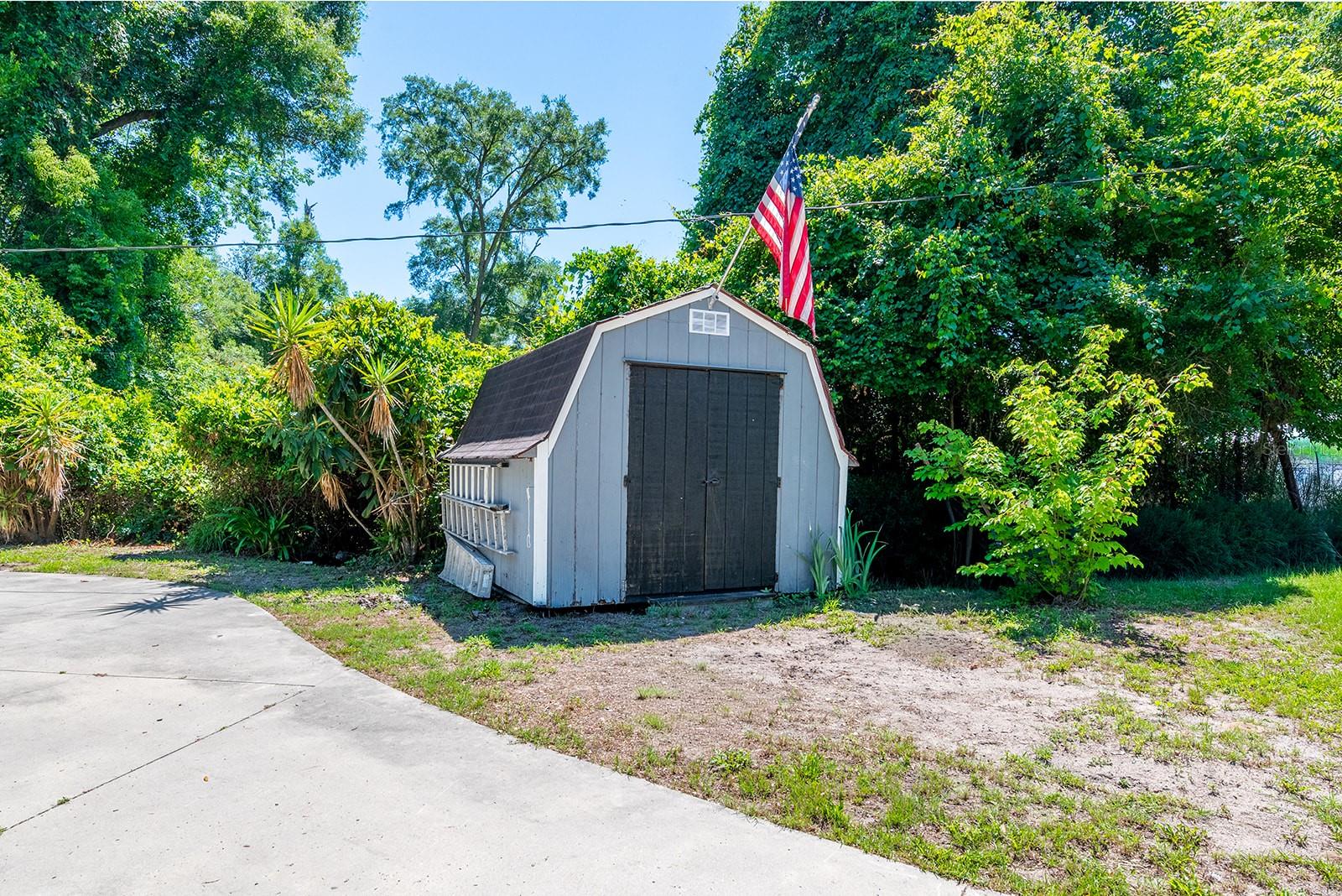917 SW 2ND AVE, TRENTON, FL, 32693