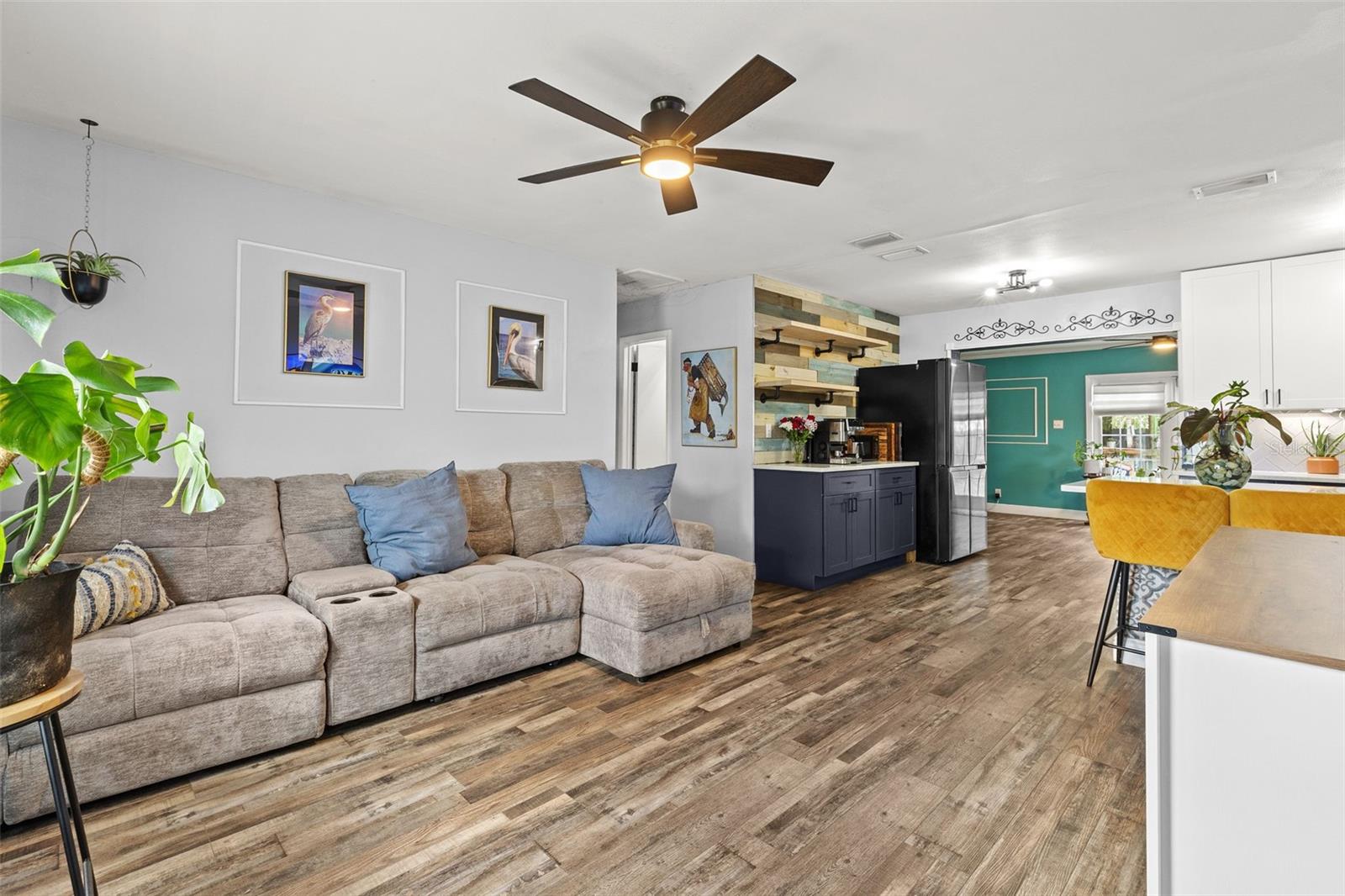 5508 WHITMORE DR, TAMPA, FL, 33634