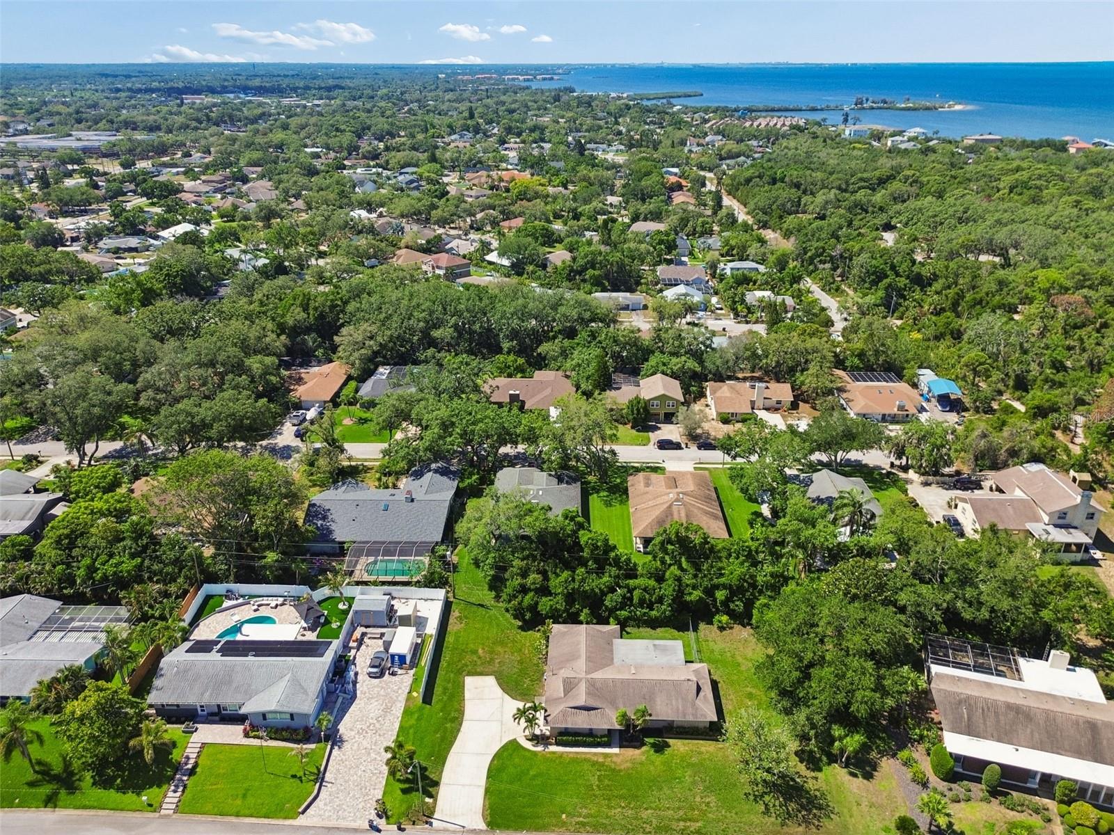 1251 HOLIDAY DRIVE, TARPON SPRINGS, FL, 34689
