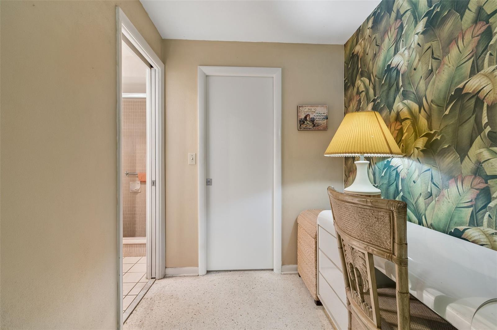 1251 HOLIDAY DRIVE, TARPON SPRINGS, FL, 34689