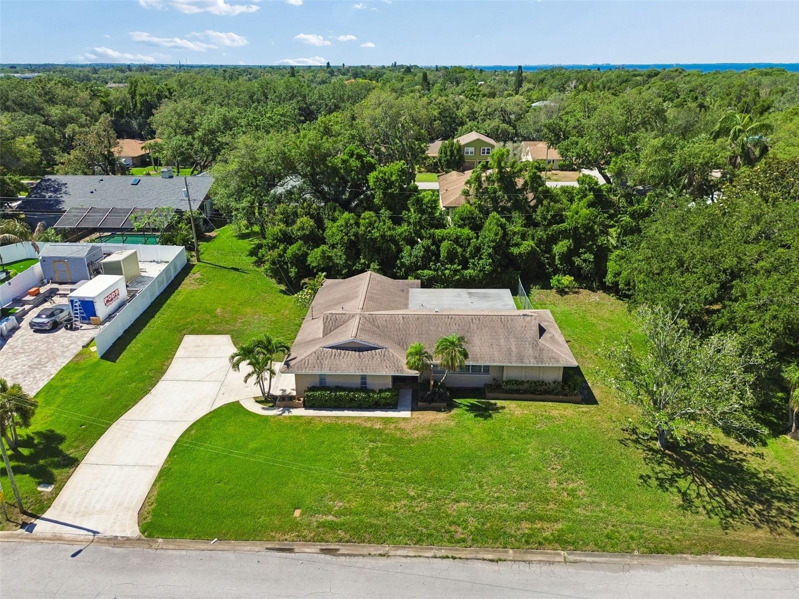 1251 HOLIDAY DRIVE, TARPON SPRINGS, FL, 34689