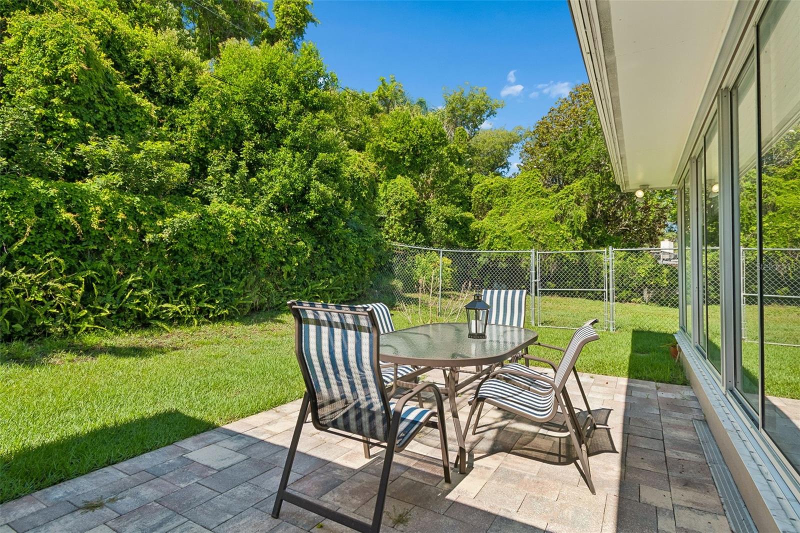 1251 HOLIDAY DRIVE, TARPON SPRINGS, FL, 34689