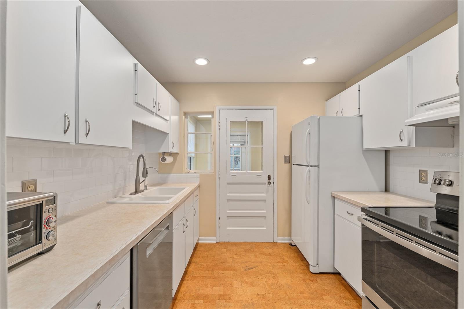 1714 NE 6TH TER, GAINESVILLE, FL, 32609