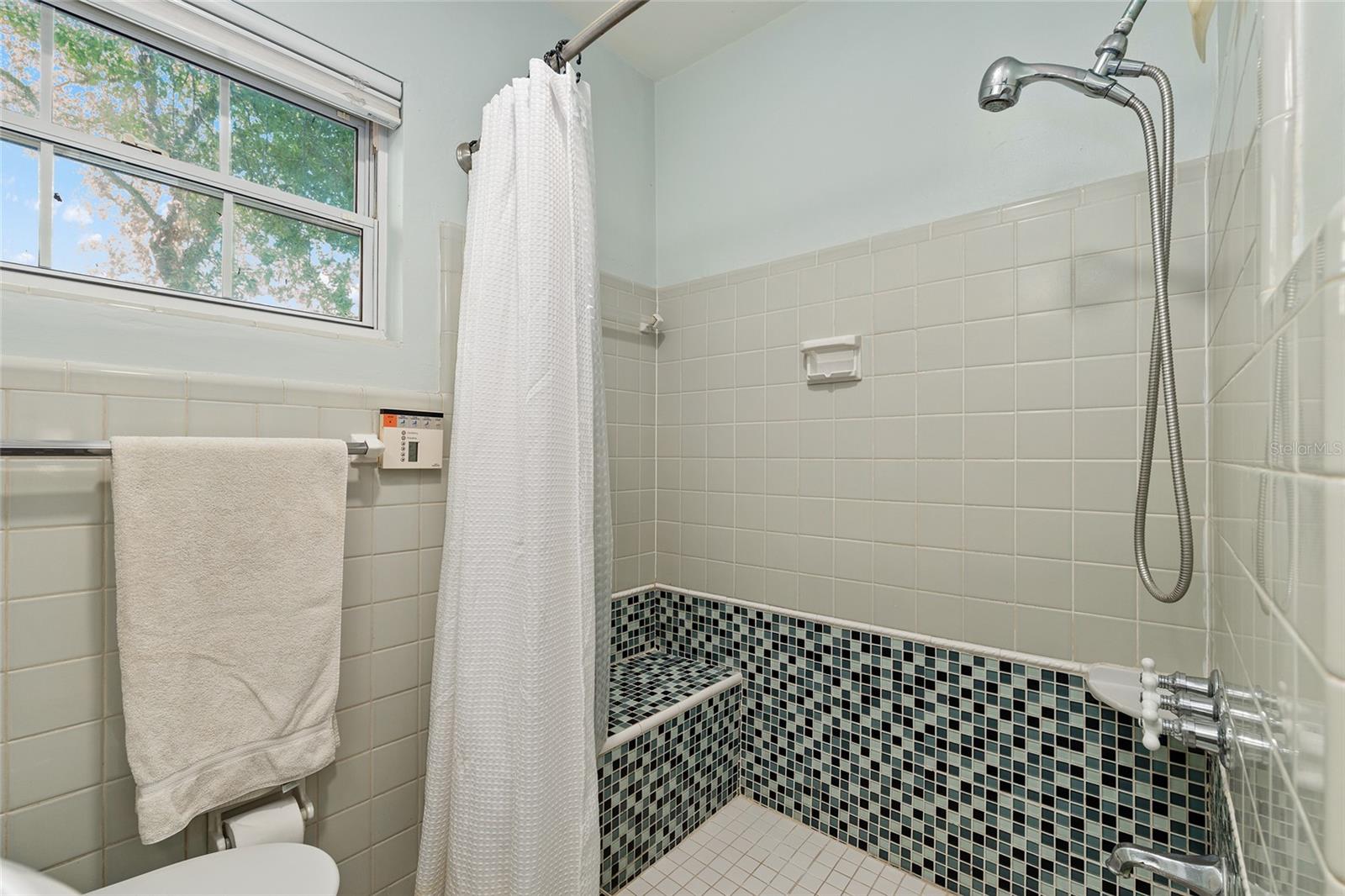 1714 NE 6TH TER, GAINESVILLE, FL, 32609