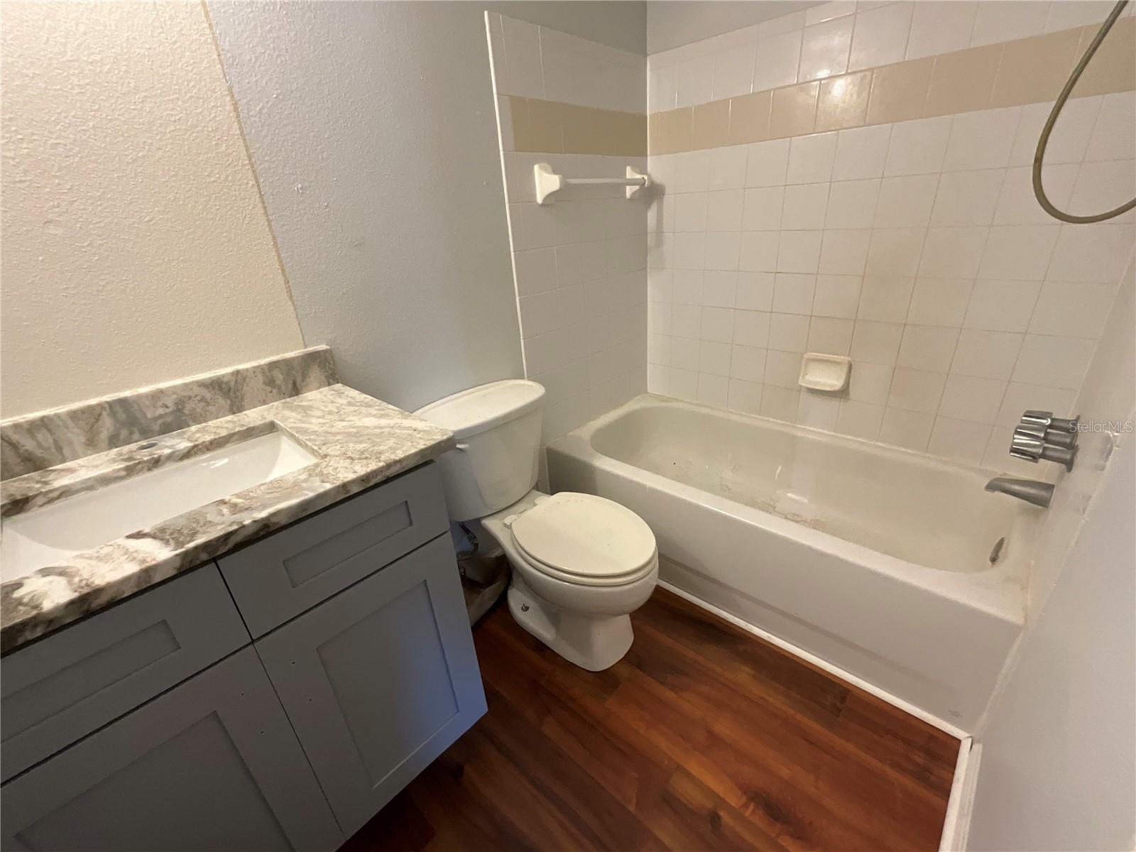 12404 HIBISCUS OAK PL #202, TAMPA, FL, 33612