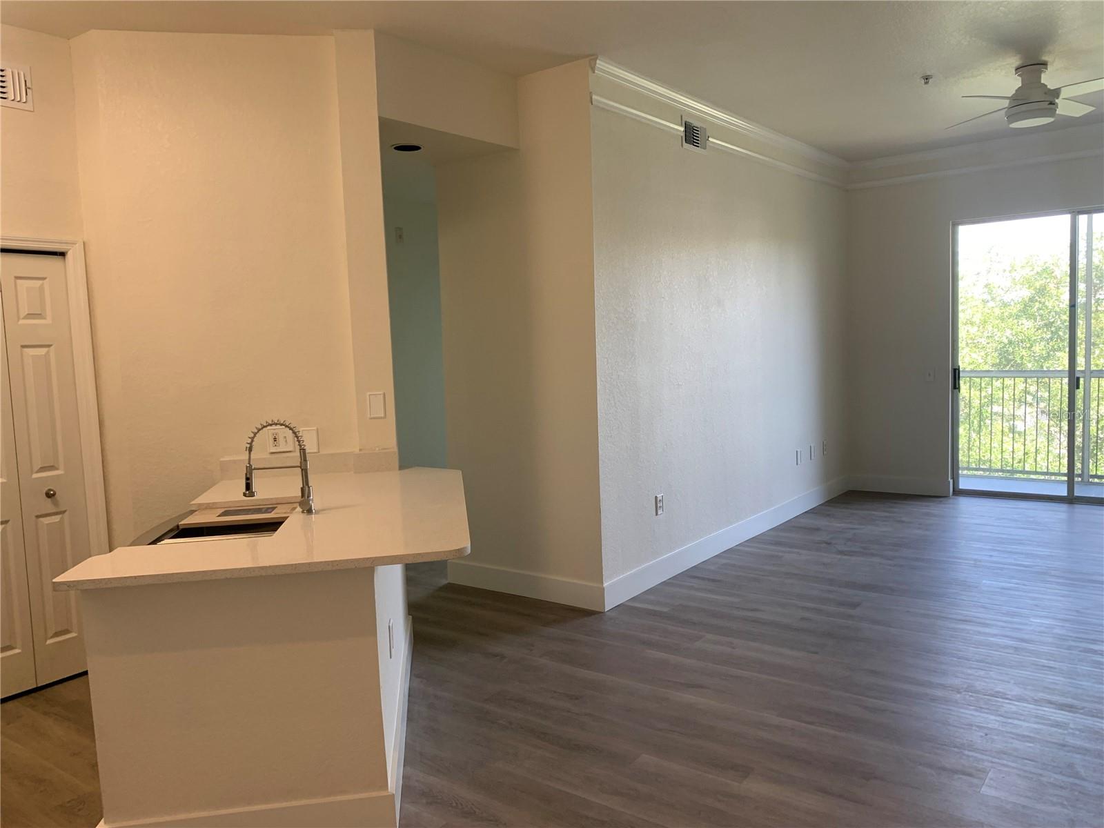 5152 NORTHRIDGE RD #302, SARASOTA, FL, 34238