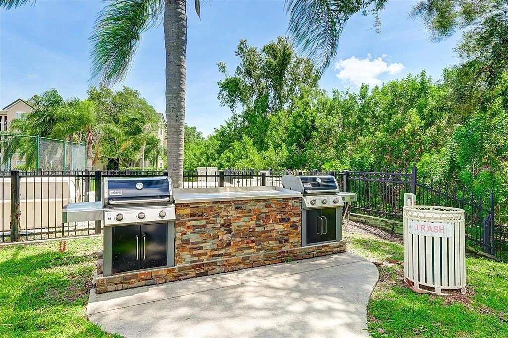 5152 NORTHRIDGE RD #302, SARASOTA, FL, 34238