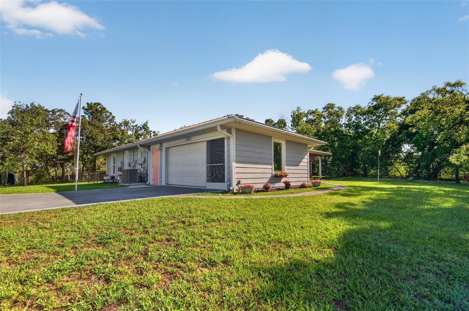 12293 WOLF DEN RD, WEEKI WACHEE, FL, 34614