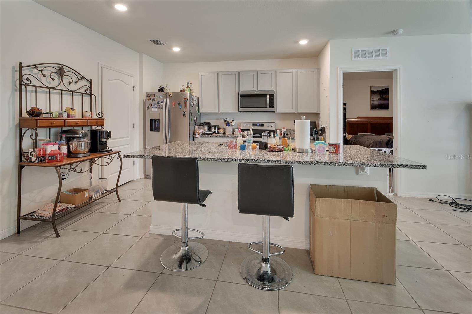 1235 WINTER GRAY CIR, DELTONA, FL, 32738