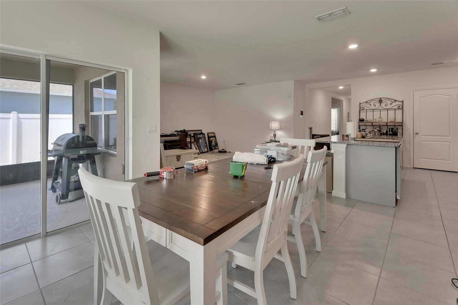 1235 WINTER GRAY CIR, DELTONA, FL, 32738