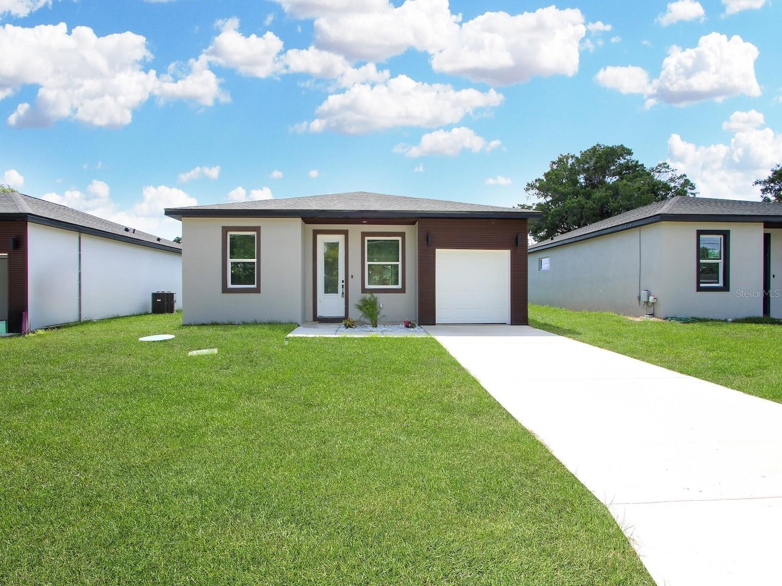 2060 DIXIE AVE, SANFORD, FL, 32771