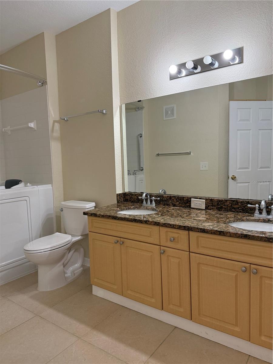 3725 CONROY RD #2127, ORLANDO, FL, 32839