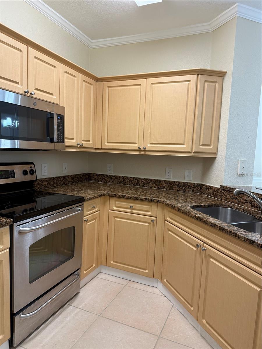 3725 CONROY RD #2127, ORLANDO, FL, 32839
