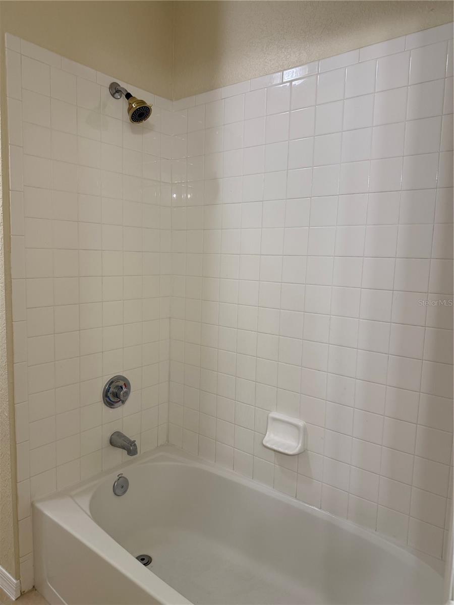 3725 CONROY RD #2127, ORLANDO, FL, 32839